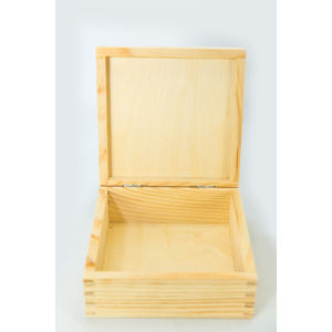 Dřevěná krabička na bižuterii – velká